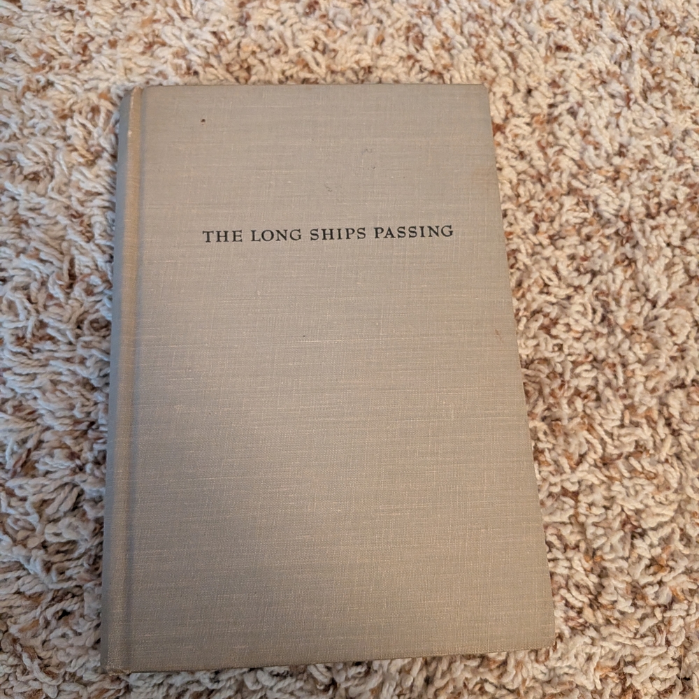 The Long Ships Passing by Walter Havighurst - Picture 2 of 5